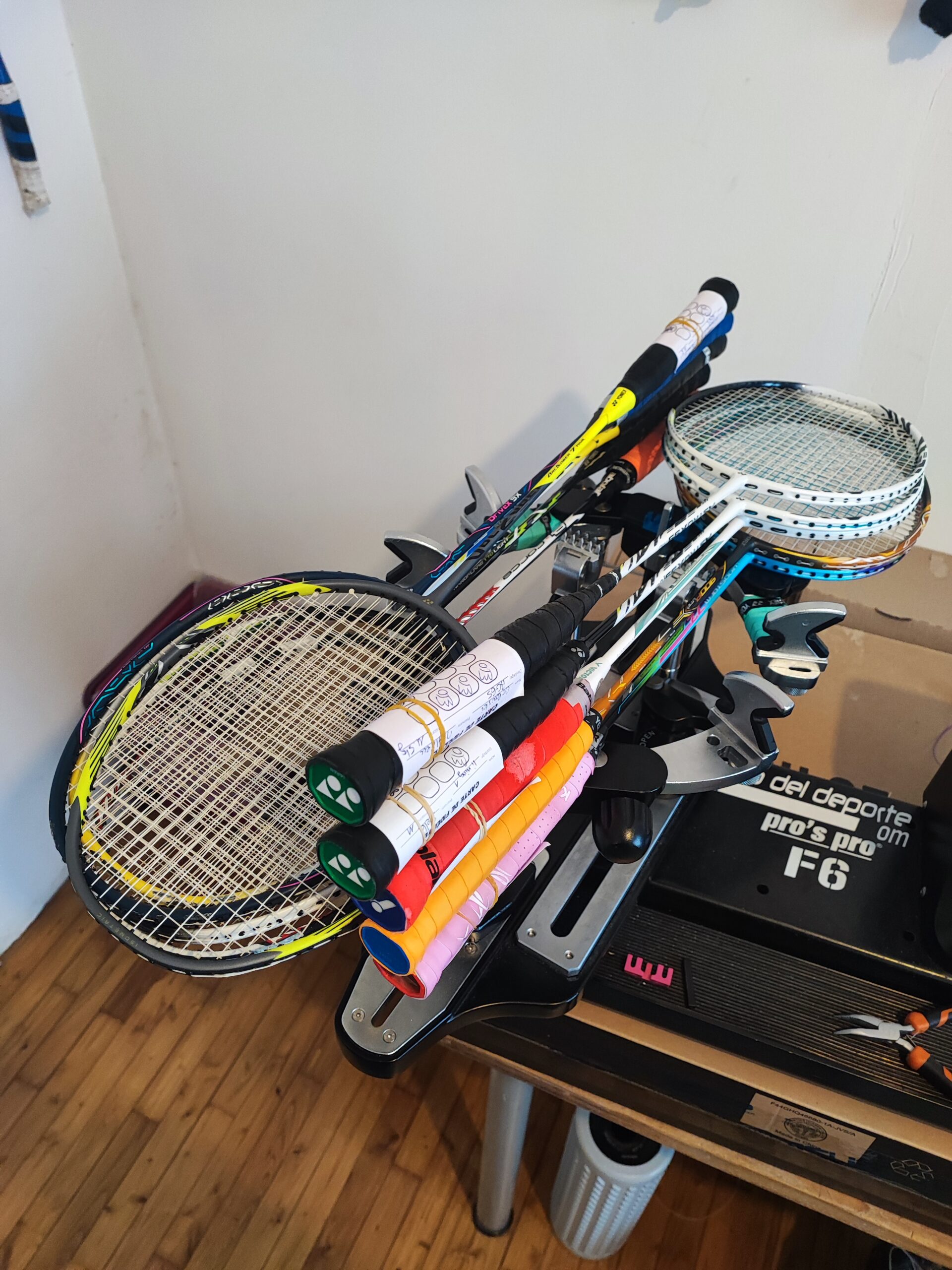 10 rackets